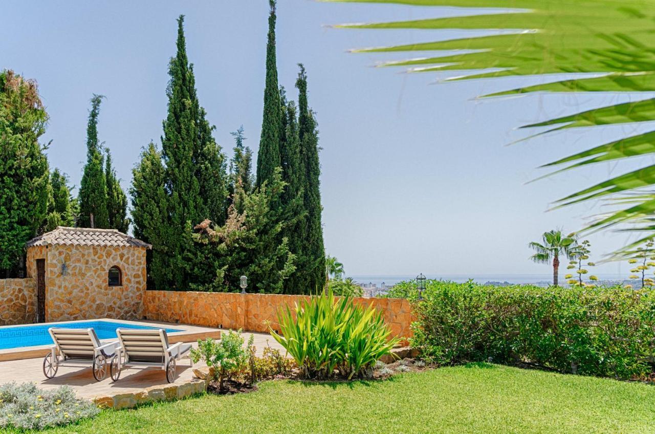 Villa Mimosa Sleeps 8 With Heated Pool Santa Fe de los Boliches Exterior photo