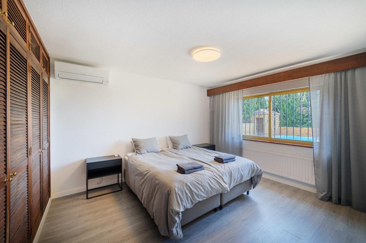 Villa Mimosa Sleeps 8 With Heated Pool Santa Fe de los Boliches Exterior photo